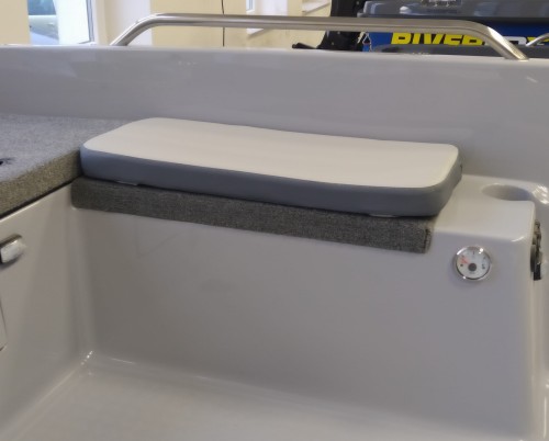 MATERAC NA BAKISTĘ LEWĄ RIVERFOX 470