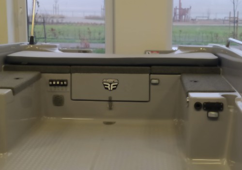 MATERAC NA TYLNĄ CZEŚĆ ŁODZI DO RIVERFOX 470